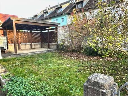 Blick überdachter Freisitz - Einfamilienhaus in 79790 Küssaberg mit 187m² kaufen