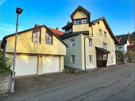 Einfamilienhaus mit Einliegerwohnung in Küssaberg- Dangstetten