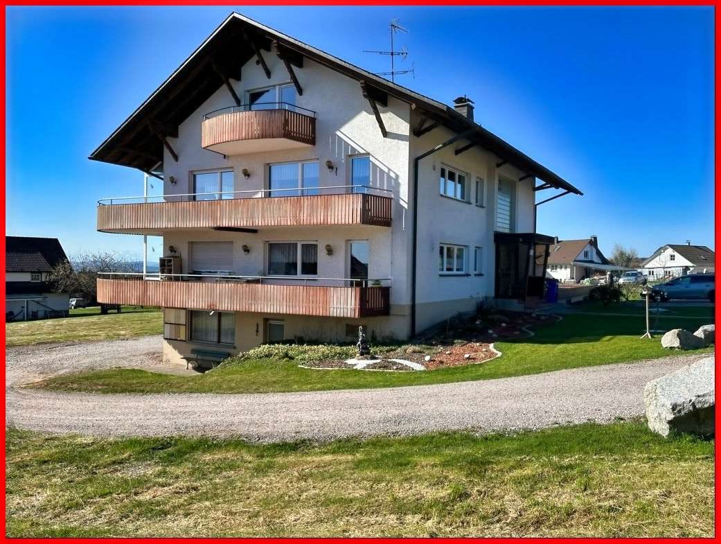 Seitenansicht Gebäude - Mehrfamilienhaus in 79733 Görwihl mit 359m² kaufen