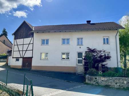 Außenansicht - Einfamilienhaus in 79798 Jestetten mit 173m² kaufen
