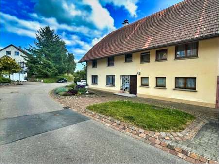 Ansicht Eingangsbereich Ansicht Eingangsbereich - Doppelhaushälfte in 79809 Weilheim mit 154m² kaufen