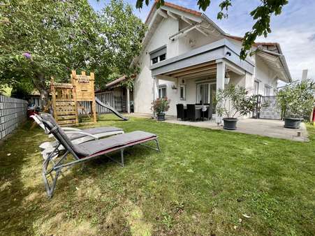 Garten Garten - Zweifamilienhaus in 79807 Lottstetten mit 257m² kaufen
