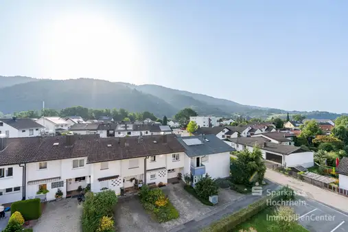 Modernisierte Eigentumswohnung mit Traum-Aussicht über die Dächer von Wehr, 3.OG ohne Lift