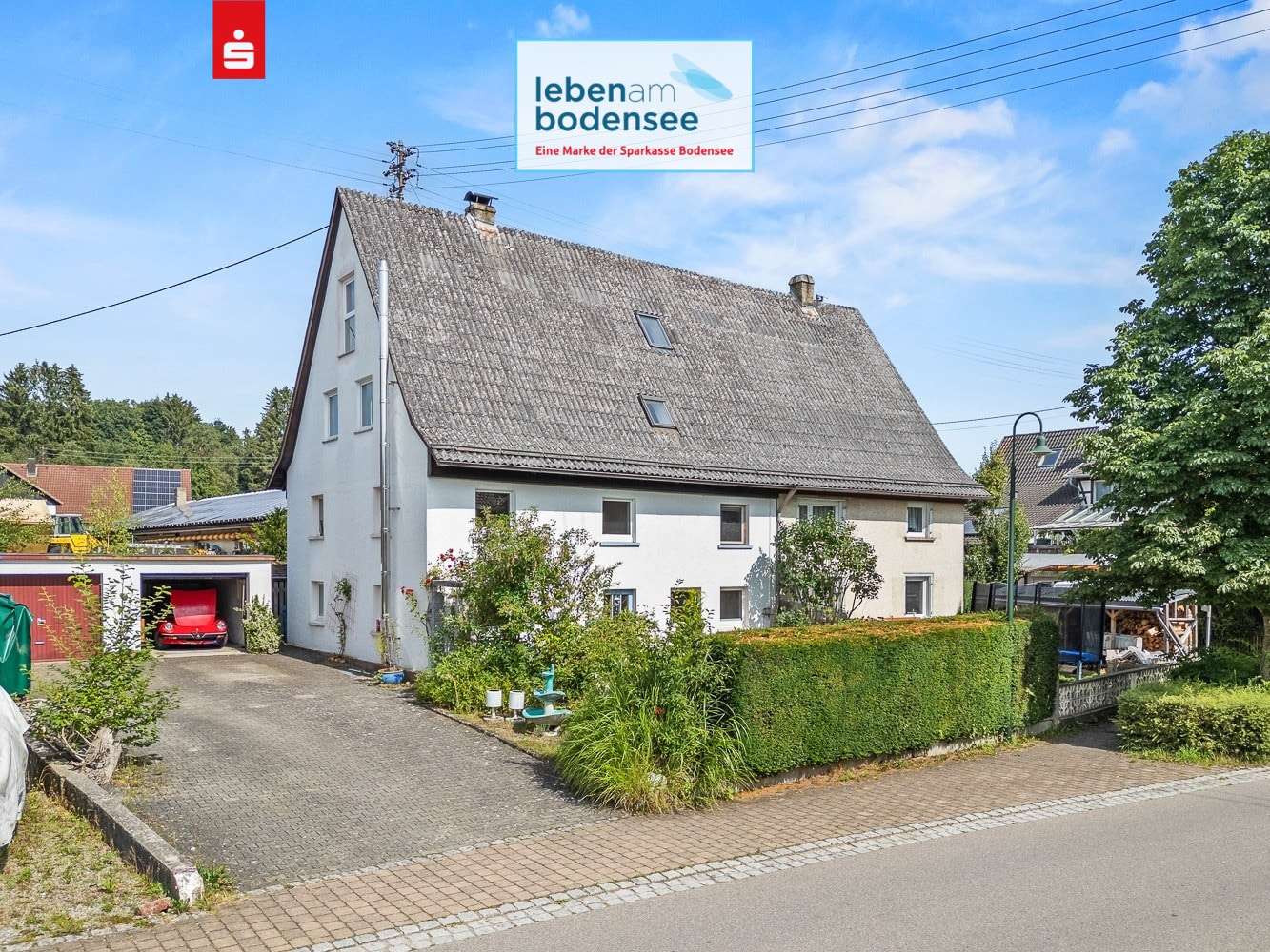 DHH mit drei Einheiten - Zweifamilienhaus in 88630 Pfullendorf mit 179m² kaufen