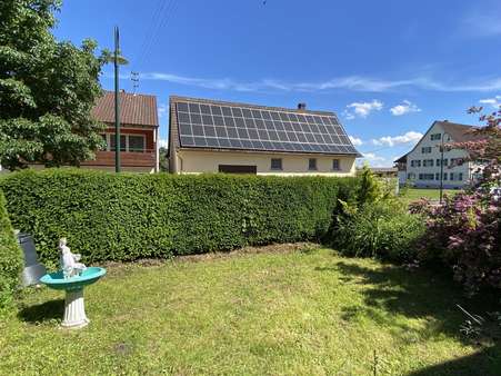 Süd-Ost-Garten - Zweifamilienhaus in 88630 Pfullendorf mit 179m² kaufen