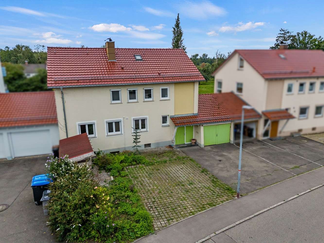 Außenansicht Eingangsbereich - Einfamilienhaus in 88097 Eriskirch mit 172m² kaufen