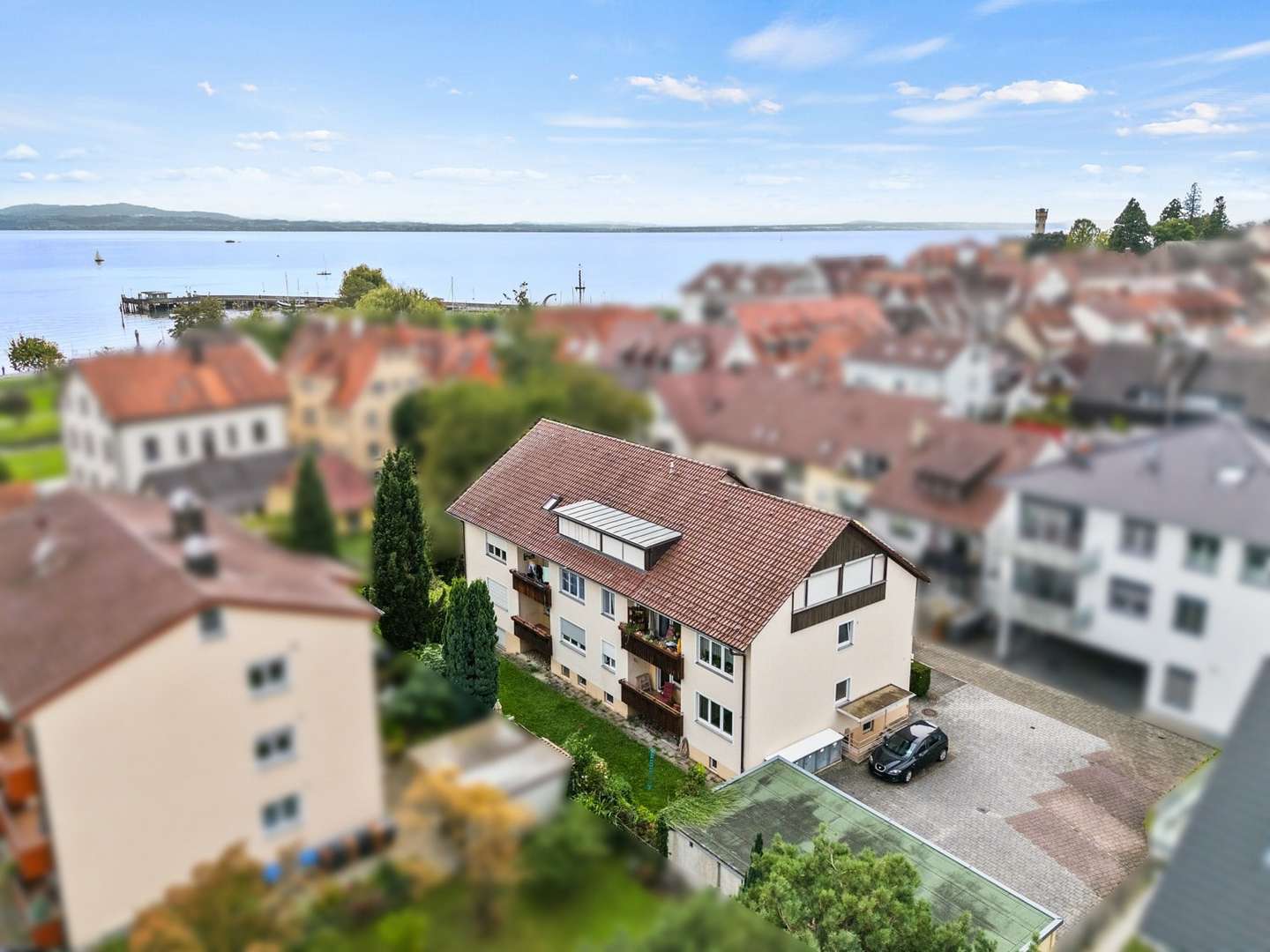 Außenansicht mit Bodensee - Etagenwohnung in 88085 Langenargen mit 72m² kaufen