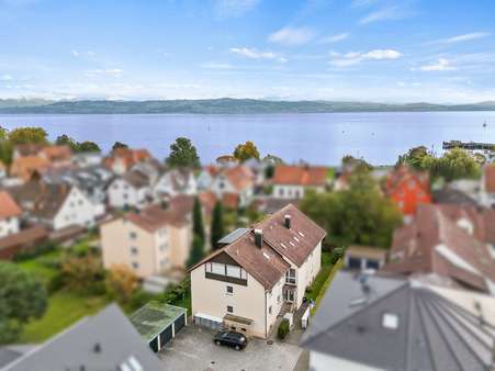 weitere Außenansicht mit Bodensee - Etagenwohnung in 88085 Langenargen mit 72m² kaufen