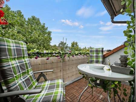 Entspannen auf der kleinen Loggia - Maisonette-Wohnung in 88690 Uhldingen-Mühlhofen mit 100m² kaufen