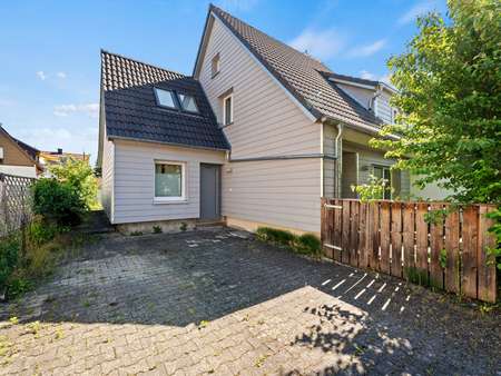 Hauseingang - Doppelhaushälfte in 88045 Friedrichshafen mit 110m² kaufen