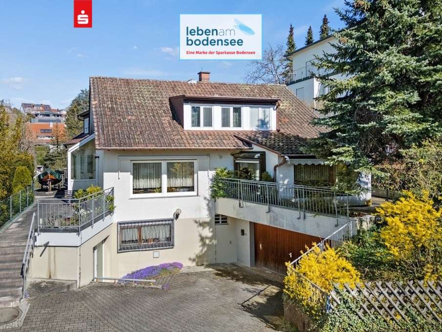 Wohnhaus Südansicht - Einfamilienhaus in 88662 Überlingen mit 285m² kaufen