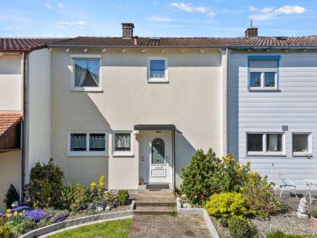 Aussenansicht - Reihenmittelhaus in 88045 Friedrichshafen mit 82m² kaufen