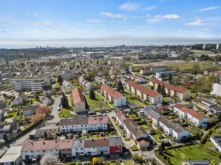 Solides Reihenhaus in Jettenhausen – modernisieren & wohlfühlen