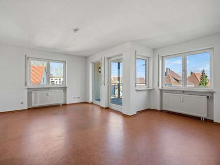 Wohn-/ Esszimmer - Etagenwohnung in 88046 Friedrichshafen mit 60m² kaufen
