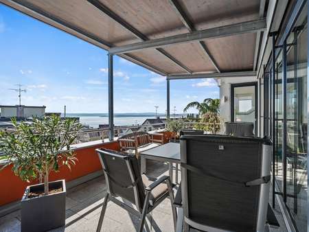 Überdachte Loggia mit Seesicht - Dachgeschosswohnung in 88709 Meersburg mit 126m² kaufen