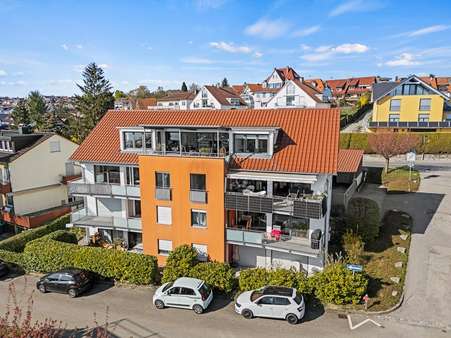 Solides MFH in exzellenter Lage - Dachgeschosswohnung in 88709 Meersburg mit 126m² kaufen