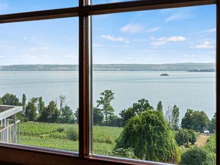 Blick aus dem Wohnzimmer Blick aus dem Wohnzimmer - Etagenwohnung in 88709 Meersburg mit 72m² kaufen