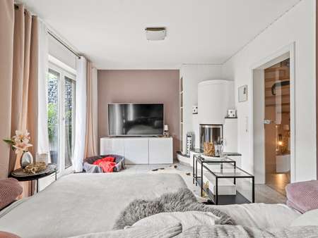 Wohnbereich mit Kamin - Doppelhaushälfte in 88662 Überlingen mit 150m² kaufen