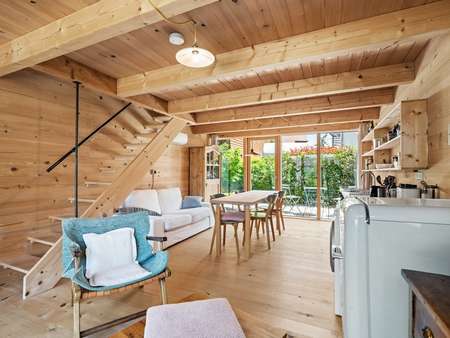 Wohnbereich mit Küche - Zweifamilienhaus in 88662 Überlingen mit 136m² kaufen