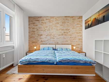 Schlafzimmer - Etagenwohnung in 88662 Überlingen mit 60m² kaufen