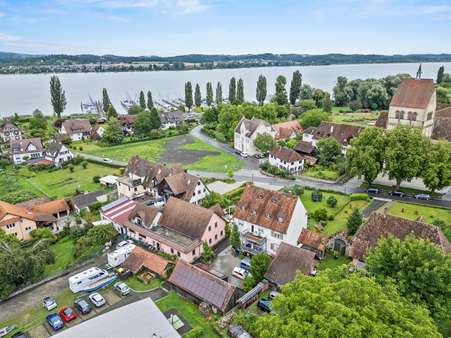 Hinterseite Hinterseite - Etagenwohnung in 78479 Reichenau mit 212m² kaufen