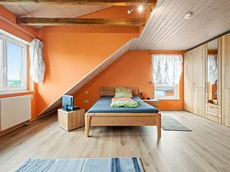 Schlafzimmer - Reiheneckhaus in 88048 Friedrichshafen mit 122m² kaufen