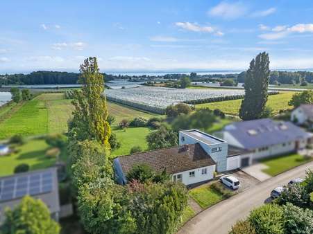 Wohnhaus - Einfamilienhaus in 88048 Friedrichshafen mit 200m² kaufen