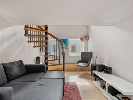 Wohnzimmer - Zweifamilienhaus in 78462 Konstanz mit 219m² kaufen