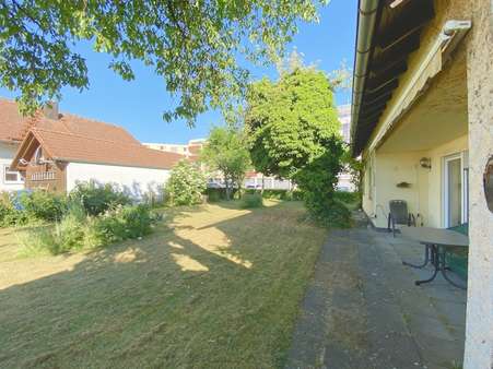 gepflegtes ebenes Gartengrundstück - Einfamilienhaus in 88630 Pfullendorf mit 180m² kaufen