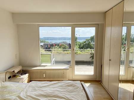 Schlafzimmer mit Seesicht - Etagenwohnung in 88662 Überlingen mit 114m² kaufen
