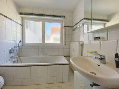 Tageslichtbad - Etagenwohnung in 88690 Uhldingen-Mühlhofen mit 60m² kaufen
