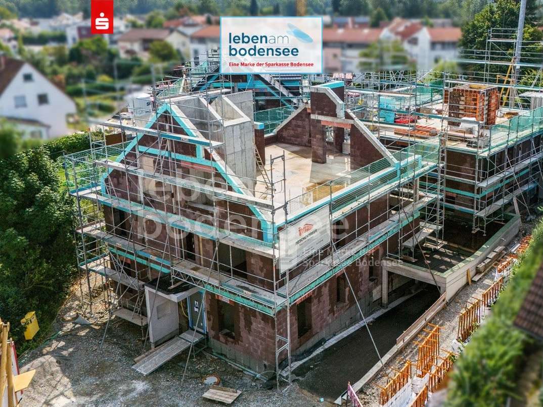 Baufortschritt Drohnenaufnahme - Etagenwohnung in 88085 Langenargen mit 55m² kaufen