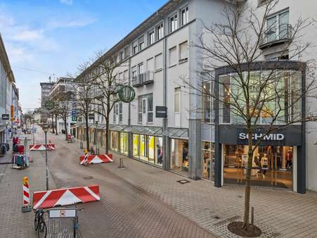 Hausansicht Vorderseite - Etagenwohnung in 88045 Friedrichshafen mit 78m² kaufen