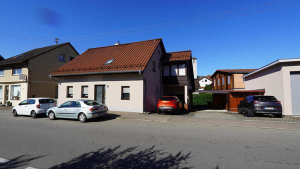 Frontansicht - Zweifamilienhaus in 88690 Uhldingen-Mühlhofen mit 175m² kaufen