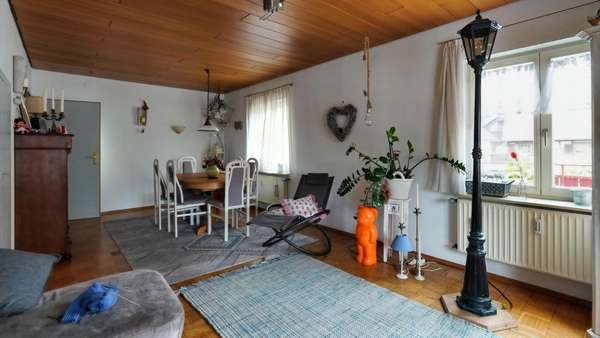 Wohnung Obergeschoss Wohnung Obergeschoss - Zweifamilienhaus in 88682 Salem mit 230m² kaufen