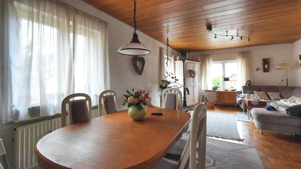 Wohnung Obergeschoss Wohnung Obergeschoss - Zweifamilienhaus in 88682 Salem mit 230m² kaufen