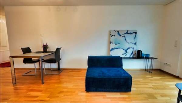 Blick vom Sofa aus - Etagenwohnung in 78315 Radolfzell mit 68m² kaufen