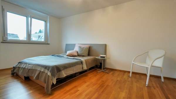 Elternschlafzimmer - Etagenwohnung in 78315 Radolfzell mit 68m² kaufen