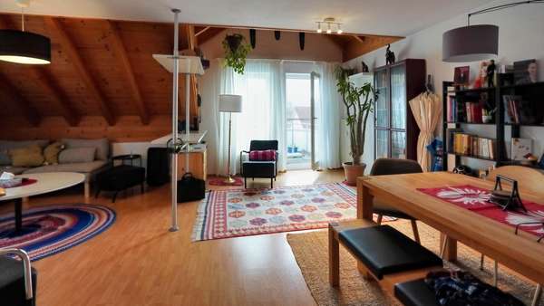 Wohn- und Essbereich  - Maisonette-Wohnung in 88690 Uhldingen-Mühlhofen mit 99m² kaufen