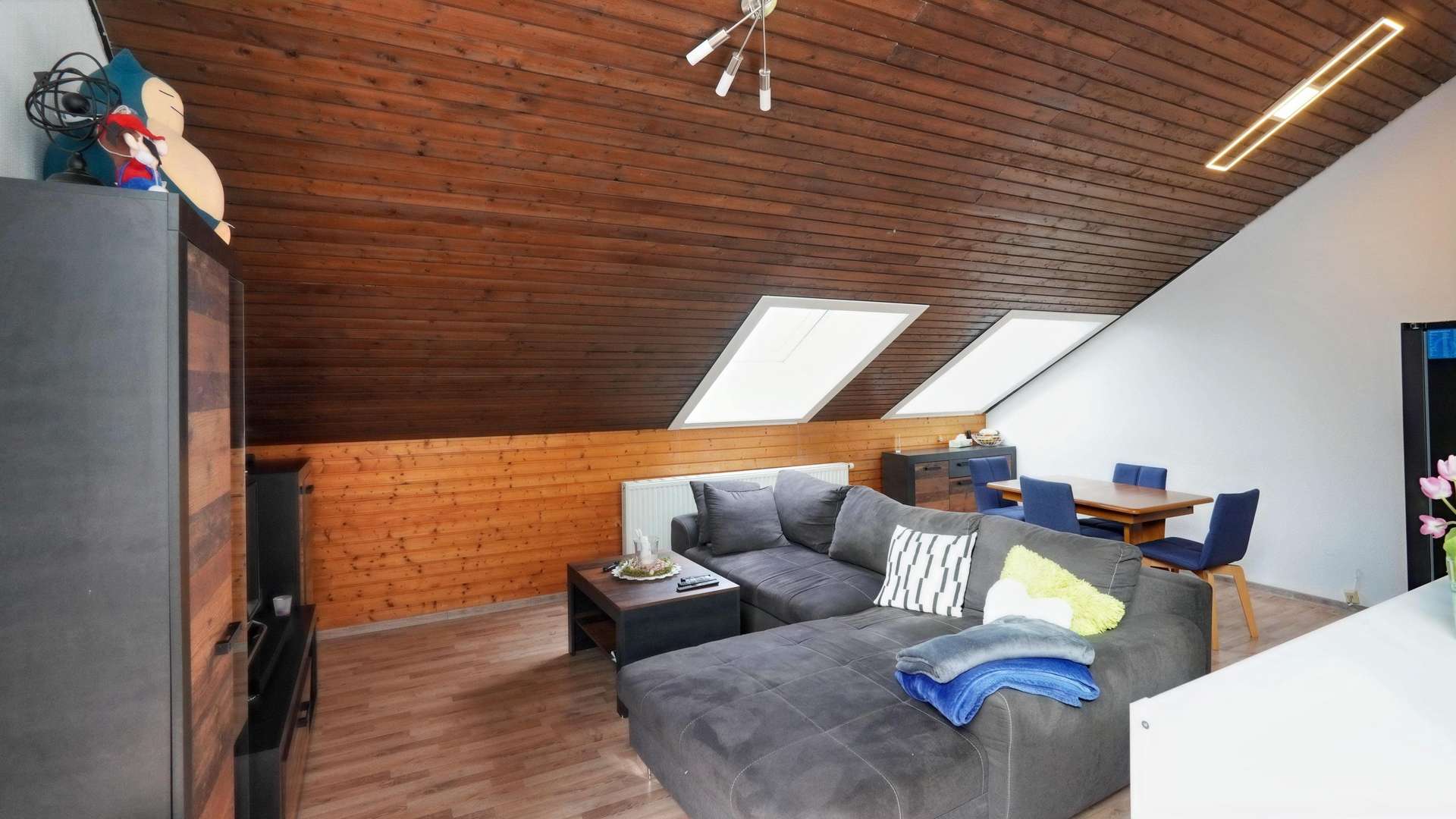 Hohe Räume - Dachgeschosswohnung in 88690 Uhldingen-Mühlhofen mit 53m² kaufen