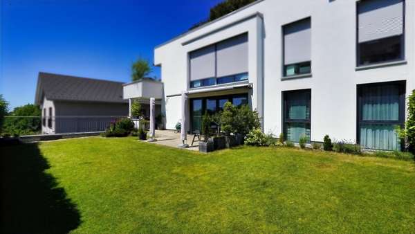 Auch für Kinder ein Paradies - Erdgeschosswohnung in 88048 Friedrichshafen mit 121m² kaufen