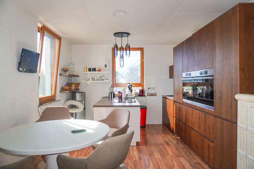 Ess-Küche EG-Wohnung - Einfamilienhaus in 88682 Salem mit 217m² kaufen