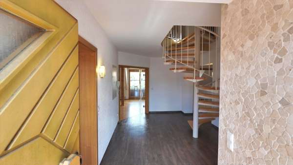Wohnungseingang Wohnungseingang - Maisonette-Wohnung in 88682 Salem mit 110m² kaufen
