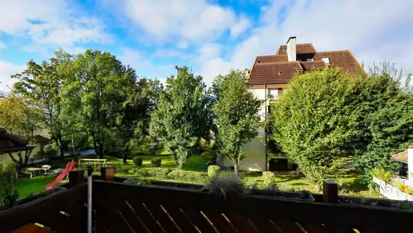 TOLLE  MAISONETTEWOHNUNG  AM  STADTRAND