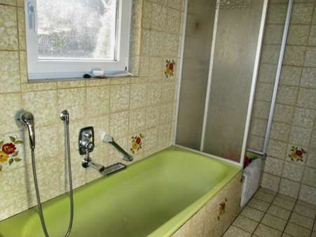Badezimmer (Bild 1) - Doppelhaushälfte in 78176 Blumberg mit 53m² kaufen
