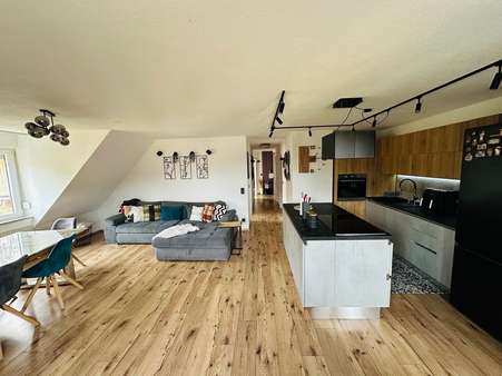 Wohnen/Essen/Küche - Etagenwohnung in 78078 Niedereschach mit 84m² kaufen