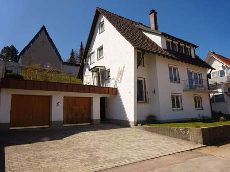 Außenansicht - Zweifamilienhaus in 78136 Schonach mit 179m² kaufen
