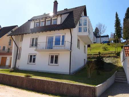 Außenanasicht - Zweifamilienhaus in 78136 Schonach mit 179m² kaufen