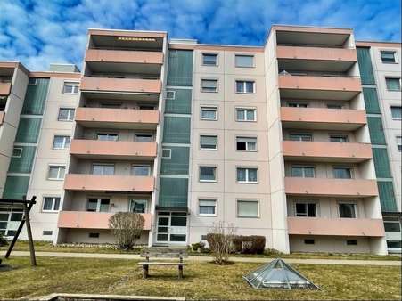 null - Erdgeschosswohnung in 78112 St. Georgen mit 104m² kaufen
