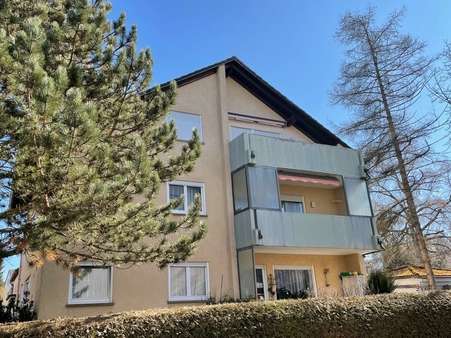 null - Dachgeschosswohnung in 78073 Bad Dürrheim mit 80m² kaufen
